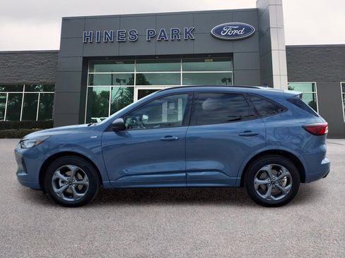 Used 2023 Ford Escape ST-Line w/ Tech Pack #1 image 4