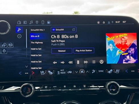 New 2025 Chevrolet Blazer EV RS AWD/4WD image 18
