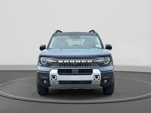 Used 2025 Ford Bronco Sport Badlands w/ Badlands Tech Package image 2