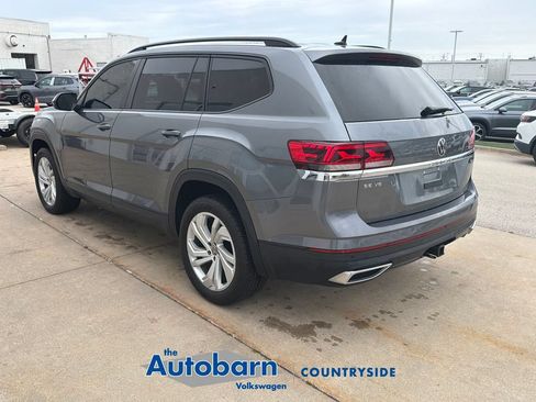 Used 2023 Volkswagen Atlas SE AWD/4WD image 4