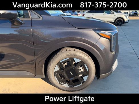 Certified 2026 Kia Carnival EX image 11