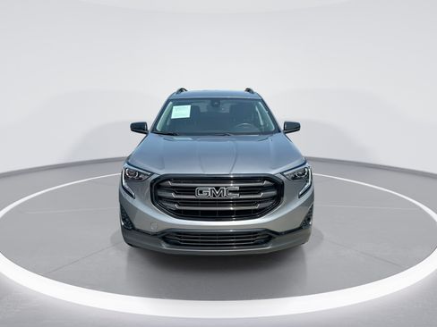 Used 2021 GMC Terrain SLT w/ Elevation Edition FWD image 3