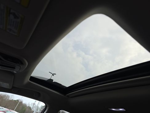 Used 2024 Subaru Outback Touring XT image 29