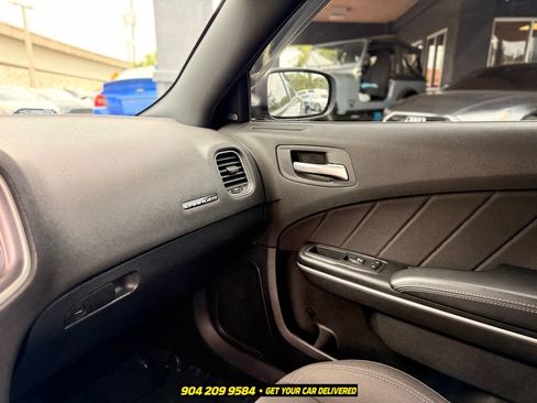 Used 2019 Dodge Charger Scat Pack RWD image 20