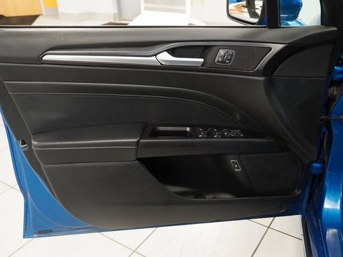 Used 2019 Ford Fusion Energi Titanium image 15