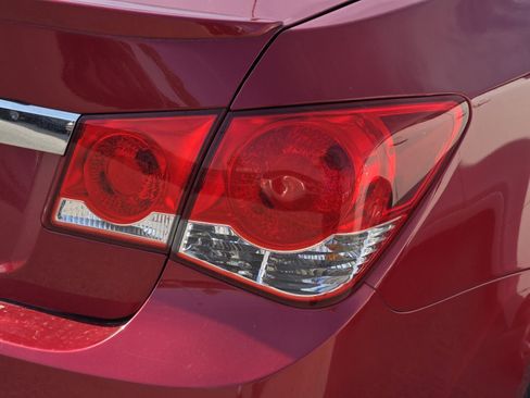 Used 2014 Chevrolet Cruze Diesel FWD image 9