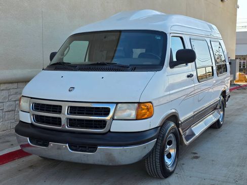 Used 2001 Dodge B1500 image 7