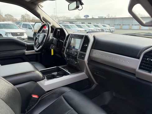Used 2021 Ford F350 Lariat w/ Lariat Value Package AWD/4WD image 22