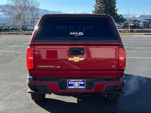 Used 2018 Chevrolet Colorado LT w/ LT Convenience Package image 6