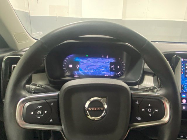 Used 2024 Volvo XC40 B5 Core AWD/4WD image 14