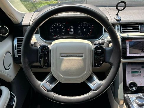 Used 2019 Land Rover Range Rover Long Wheelbase Supercharged image 38