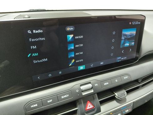 Used 2025 Kia K4 FWD image 34