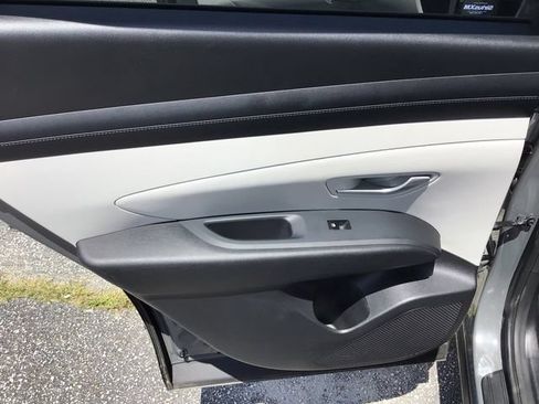 Used 2026 Hyundai Tucson SEL FWD image 40