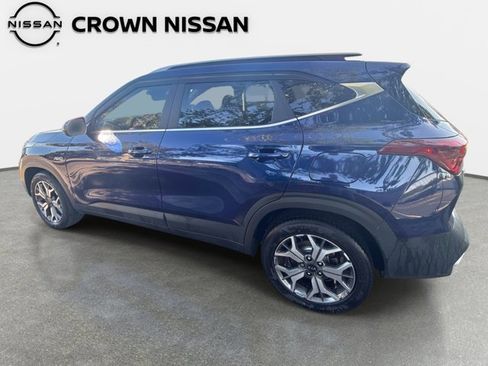 Used 2021 Kia Seltos EX image 5