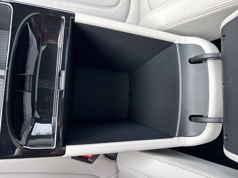 Used 2025 Hyundai Tucson Limited image 32