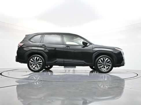 Used 2025 Subaru Forester Touring AWD/4WD image 33