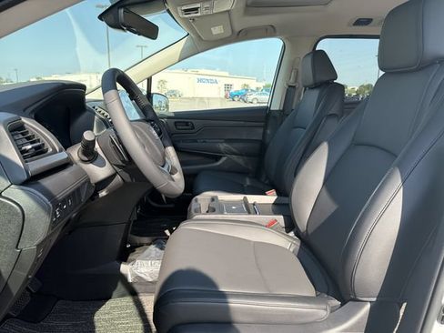 New 2026 Honda Odyssey EX-L image 9