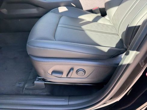 New 2026 Kia Sorento EX image 11