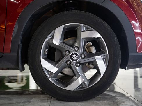 Used 2023 Hyundai Venue SEL FWD image 30