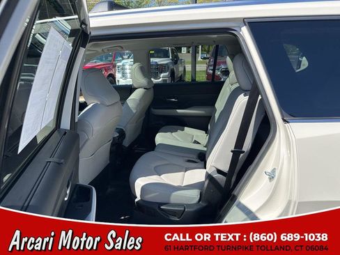 Used 2024 Toyota Grand Highlander AWD image 15