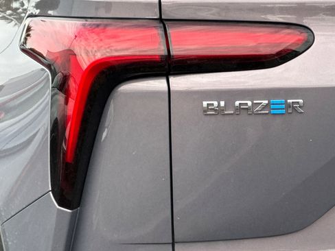 Used 2026 Chevrolet Blazer EV LT image 43