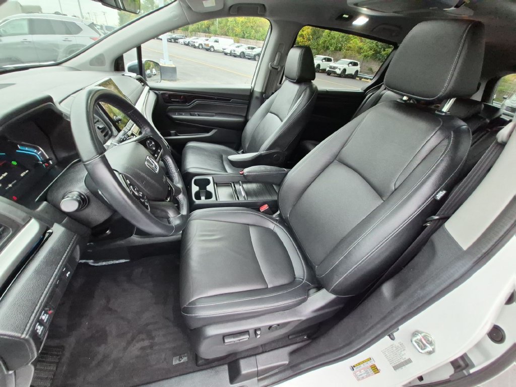 Used 2024 Honda Odyssey Touring image 11