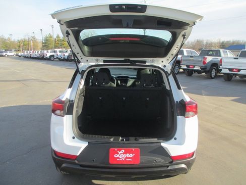 Used 2023 Chevrolet TrailBlazer LS image 5