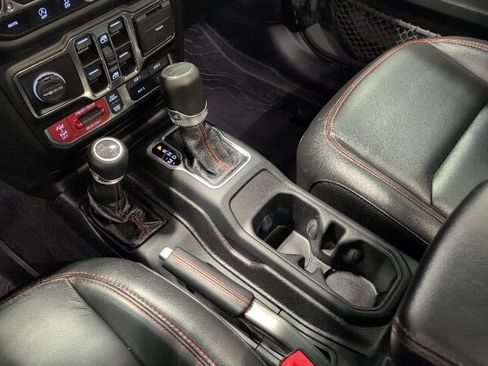 Used 2020 Jeep Gladiator Rubicon AWD/4WD image 15