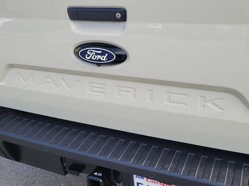 Used 2025 Ford Maverick XLT w/ Equipment Group 302A AWD/4WD image 26
