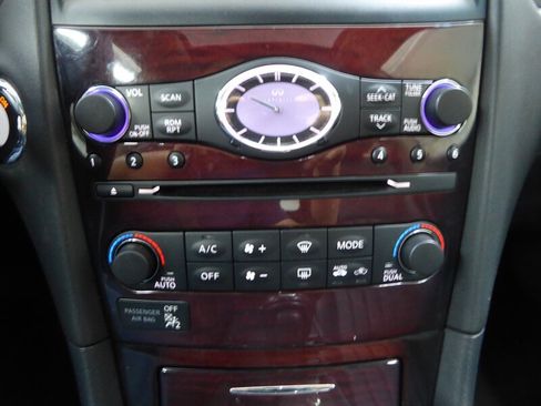 Used 2017 INFINITI QX50 AWD w/ Premium Plus Package image 17