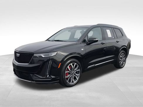 Used 2023 Cadillac XT6 Sport AWD/4WD image 4