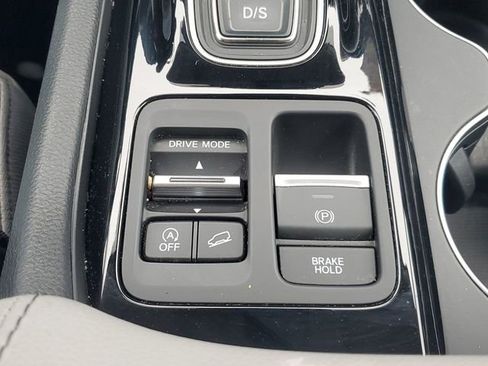 Used 2025 Honda Pilot EX-L image 37