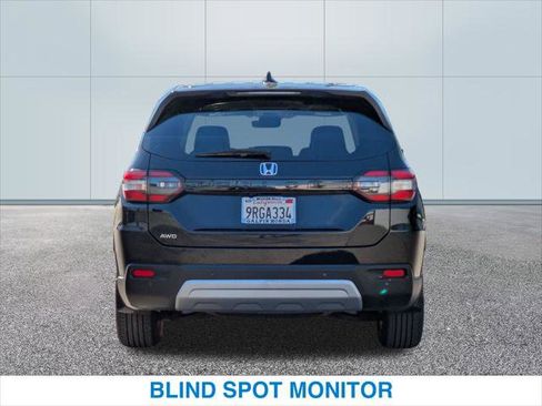 Certified 2025 Honda Pilot EX-L image 8