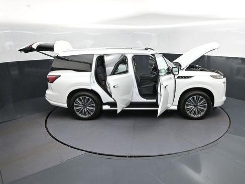 New 2026 INFINITI QX80 Luxe image 53