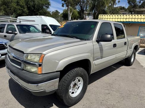 Used 2004 Chevrolet Silverado 2500 LS RWD image 3