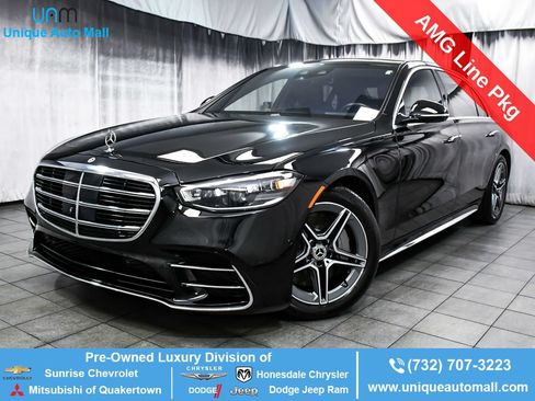 Used 2022 Mercedes-Benz S 500 4MATIC w/ AMG Line Package image 1