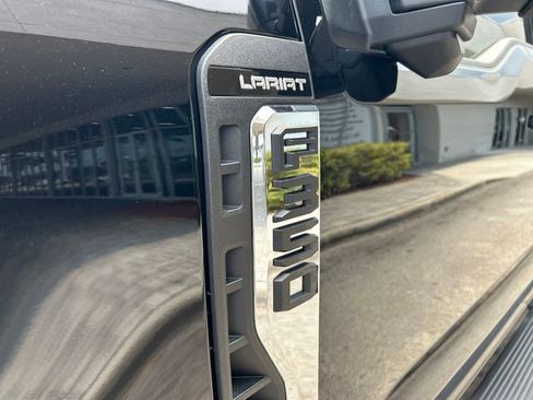 Used 2023 Ford F350 Lariat w/ Lariat Ultimate Package AWD/4WD image 14