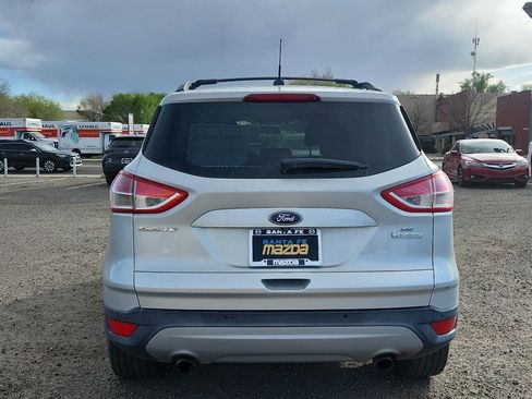 Used 2016 Ford Escape SE w/ Equipment Group 201A image 7