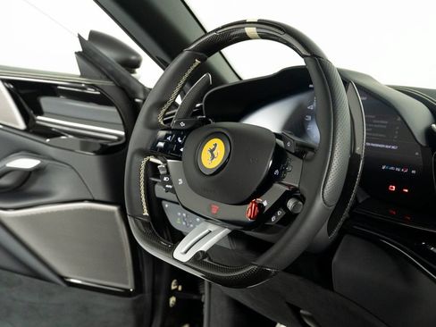 Used 2025 Ferrari Purosangue AWD/4WD image 32