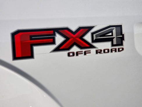 Used 2016 Ford F150 XLT w/ Equipment Group 302A Luxury image 15