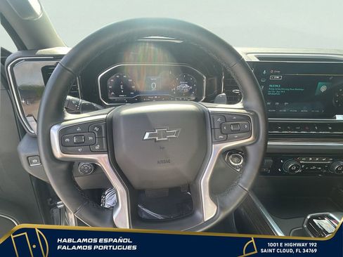 Certified 2025 Chevrolet Silverado 1500 RST AWD/4WD image 18