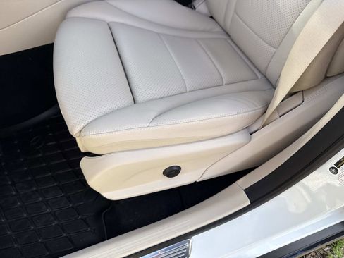 Used 2022 Mercedes-Benz GLC 300 image 19