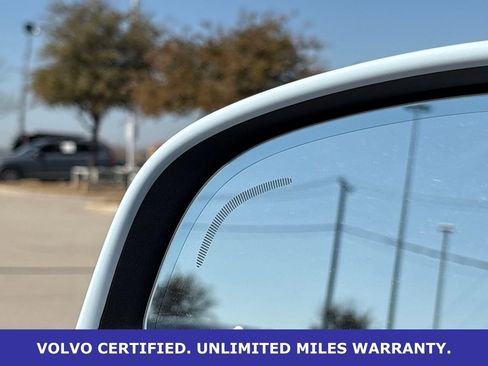 Certified 2025 Volvo XC40 B5 Core image 11