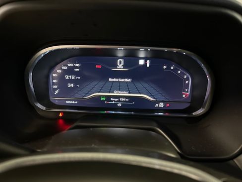 Used 2023 GMC Yukon XL SLT image 16