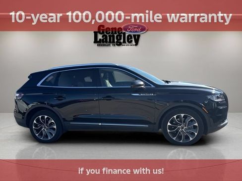 Used 2022 Lincoln Nautilus Reserve AWD/4WD image 15
