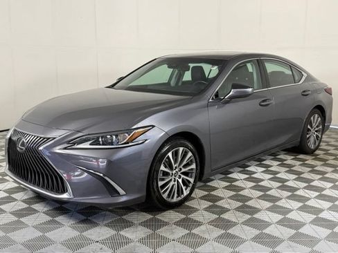 Used 2021 Lexus ES 350 w/ Premium Package FWD image 2