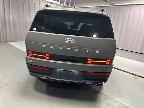 Used 2024 Hyundai Santa Fe SEL FWD image 6