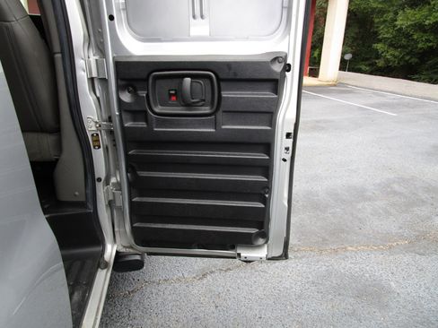 Used 2022 Chevrolet Express 2500 Extended w/ Driver Convenience Package image 22