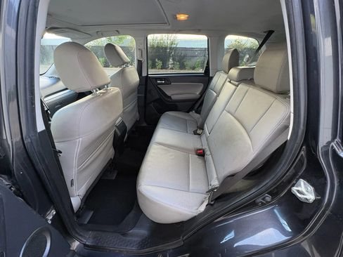 Used 2014 Subaru Forester 2.5i Touring AWD/4WD image 22