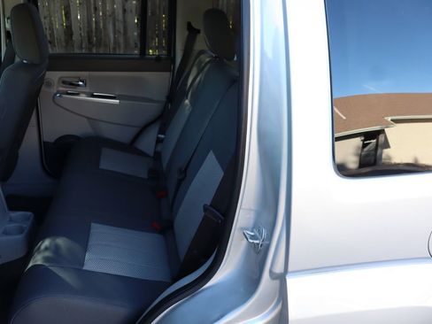 Used 2008 Jeep Liberty Limited image 20